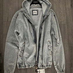 DENIM JACKET WITH ZIPPER AND HOOD