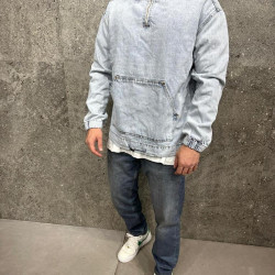 Kangaroo JEANS JACKET IN LIGHT BLUE