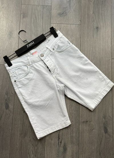 BERMUDA JEANS IN LIGHT BLUE