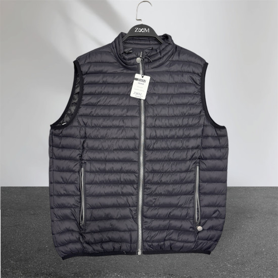 MEN'S SLEEVELESS QUILTED JACKET IN BLACK