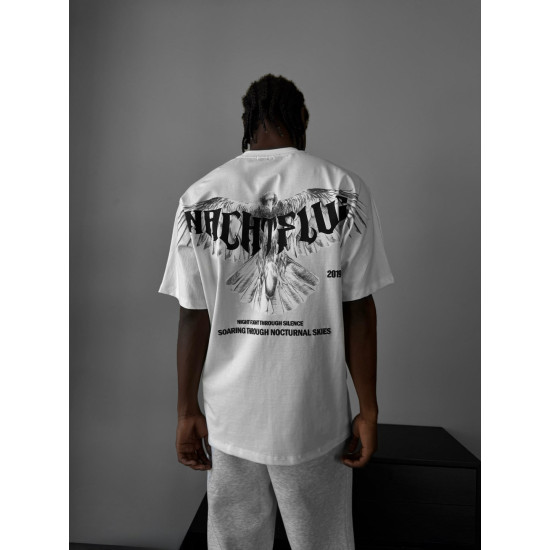 SHORT-SLEEVED T-SHIRT IN WHITE WITH A DESIGN