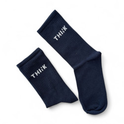 UNISEX ΚΑΛΤΣΑ ΜΕ ΣΧΕΔΙΟ 'THINK΄ ΣΕ ΣΚΟΥΡΟ ΜΠΛΕ
