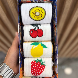 DESIGNED SOCKS IN A 3+1 PACKAGE