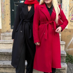 Elegant long coat with buttons and belt red