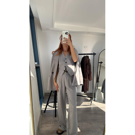 ΣΕΤ ΚΟΣΤΟΥΜΙ ΜΕ ΓΙΛΕΚΟ ΣΕ ΓΚΡΙ